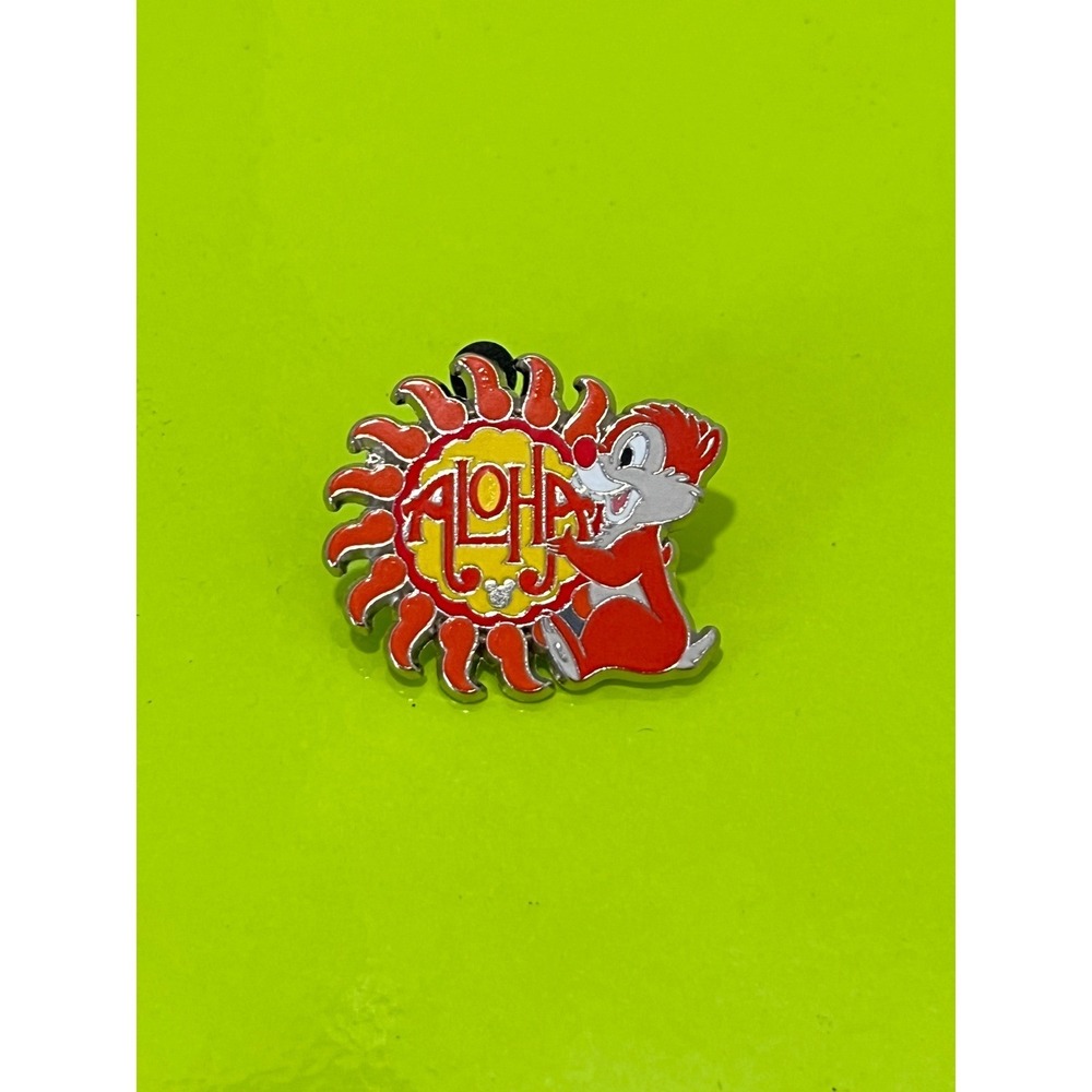 Disney Hidden Mickey Pin 2009 Dale Aloha Sun Chip n Dale‎ 3 of 5 Enamel Pin EUC